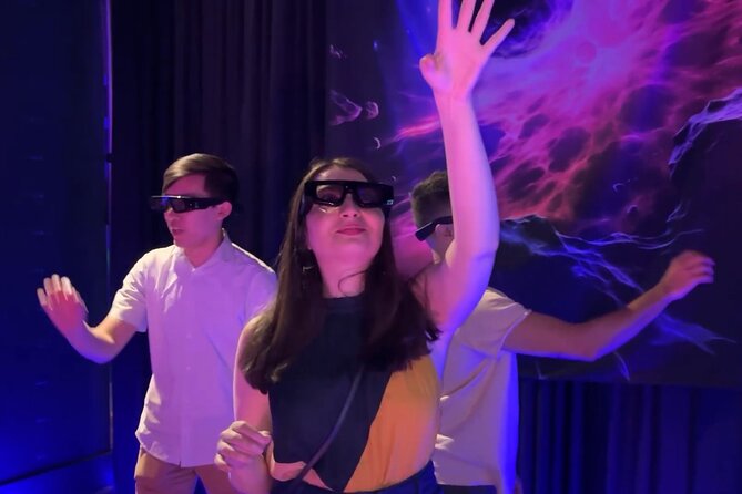Verse Immersive Holographic Theater in Chicago - Check-In at 108 N State St: How Timed Entry Keeps You on Schedule
