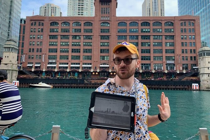 Walkin' with Colin: Chicago History-Mystery-Comedy-Tragedy Tour - Calder’s Flamingo + Mies van der Rohe: Modern Art in Plain Sight